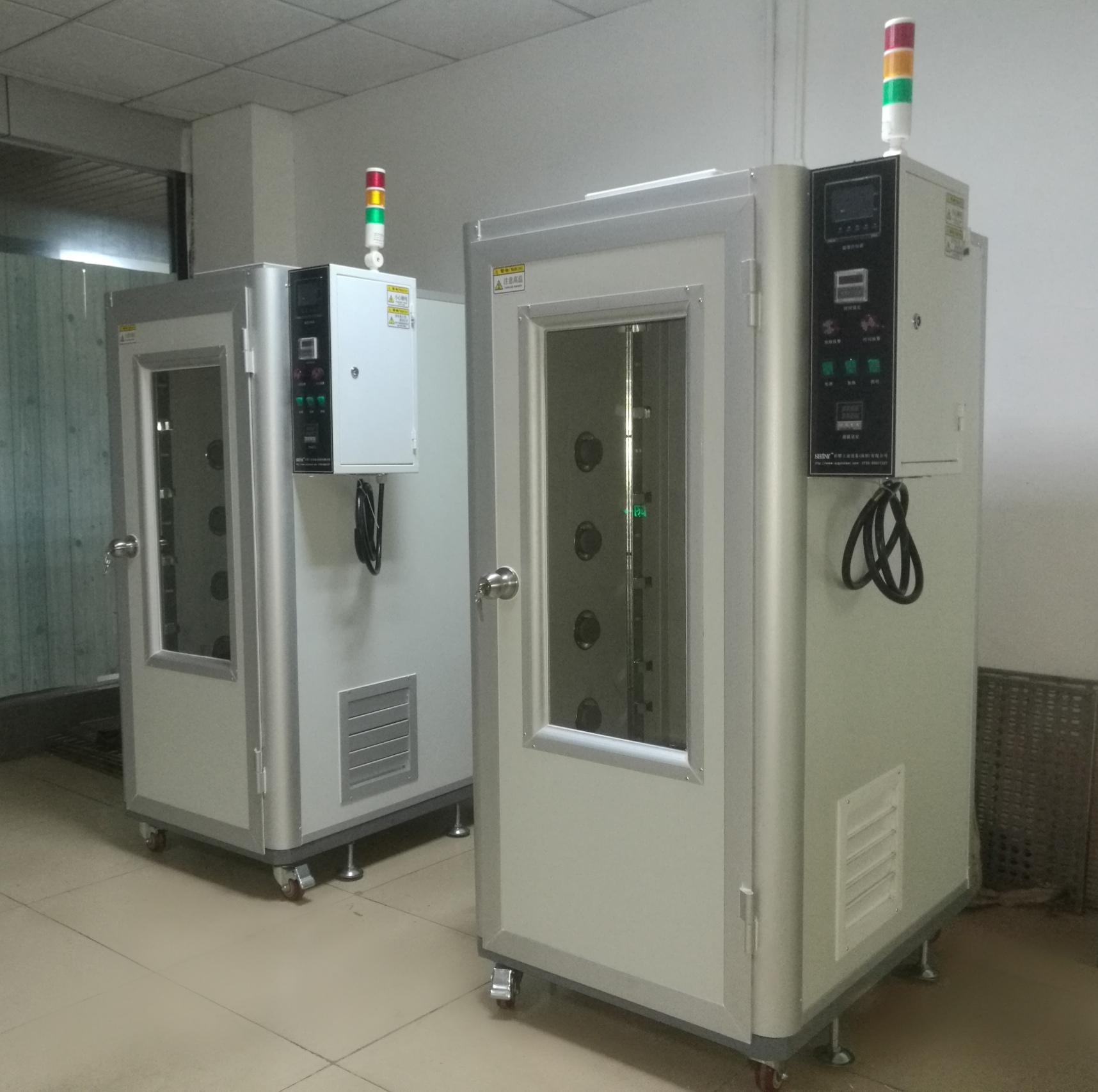 激光技術(shù)電源恒溫老化柜